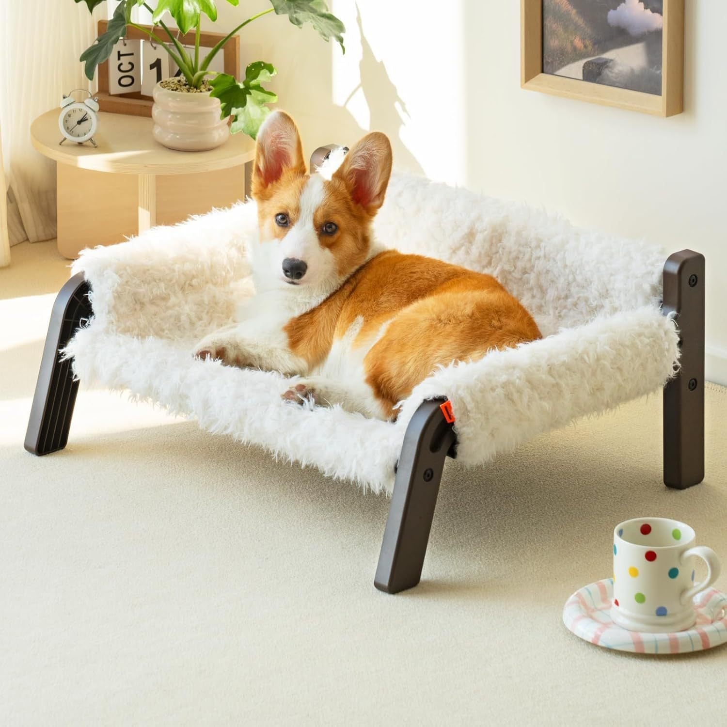 Tranquil Elevated Feline Lounge - Lavish Plush Sofa Bed with Secure Base - Woofcuties