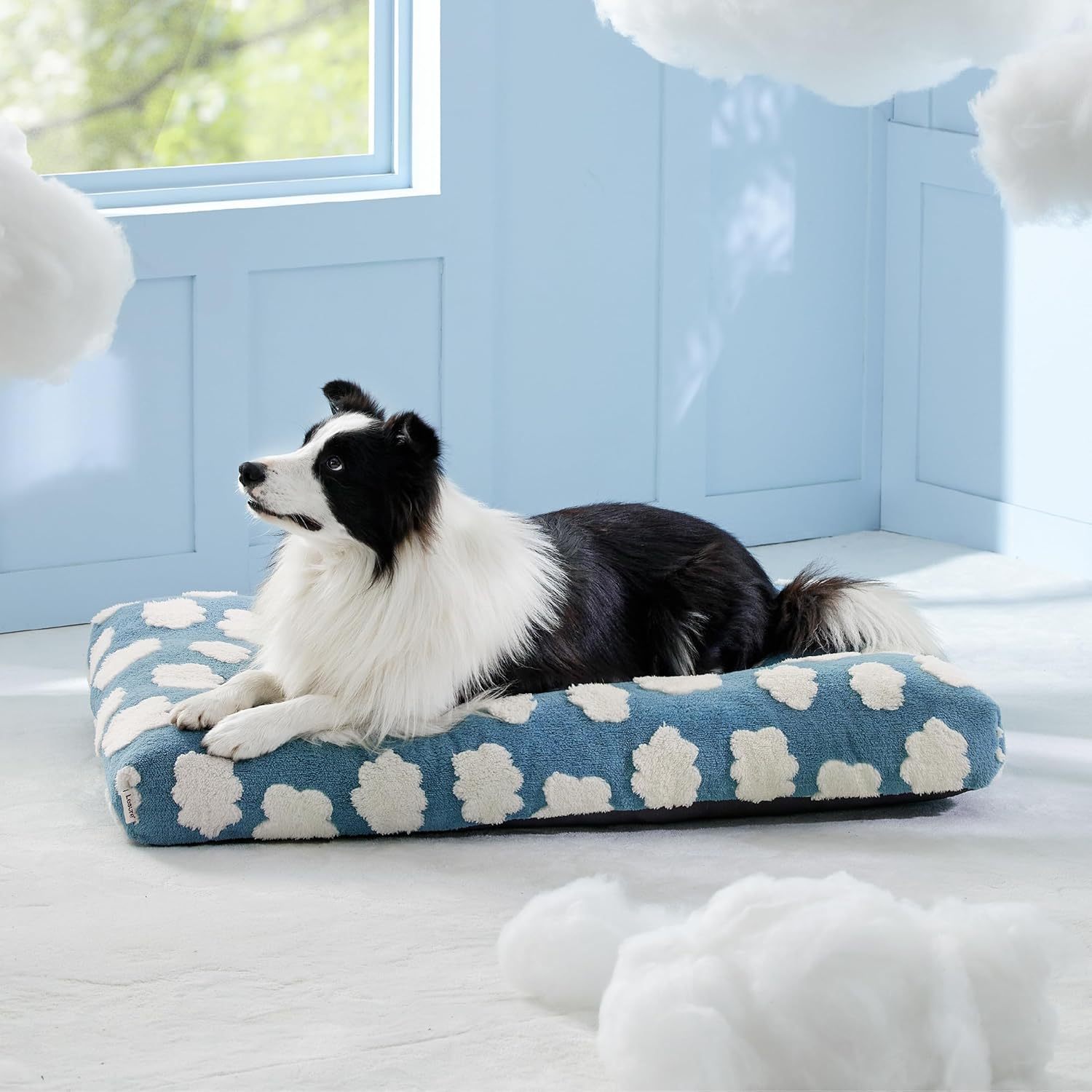 Plush Large Dog Haven - Opulent Thick Shredded Foam Bed with Modern Flair - Woofcuties