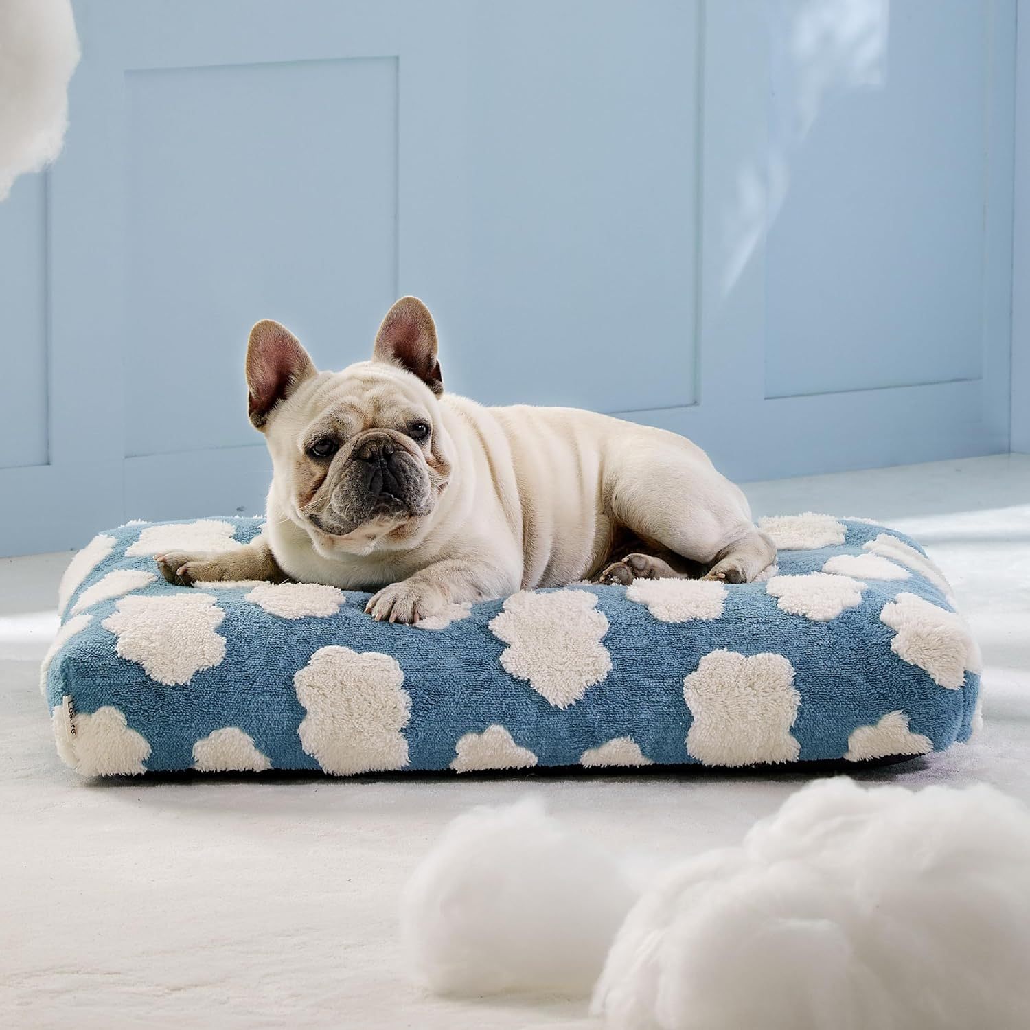 Plush Large Dog Haven - Opulent Thick Shredded Foam Bed with Modern Flair - Woofcuties